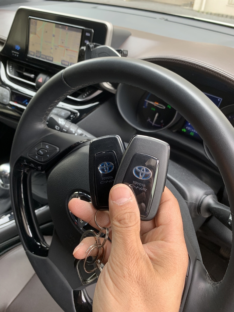 【岐阜トヨタCHRのスマートキー追加OKです】岐阜市加納新本町・鍵の専門店さかえロック ｜2019.5.11 ｜岐阜県岐阜市｜鍵の専門店さかえロック